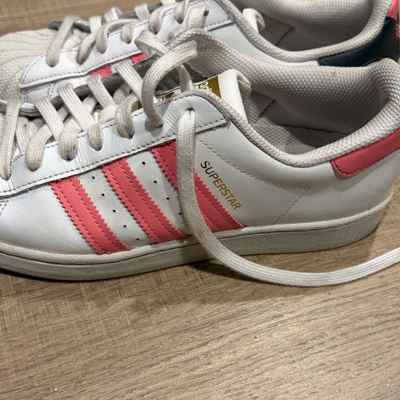 Adidas Superstar White with Pink Accents - Picture 5 of 6
